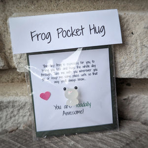 Pocket Hug frogs